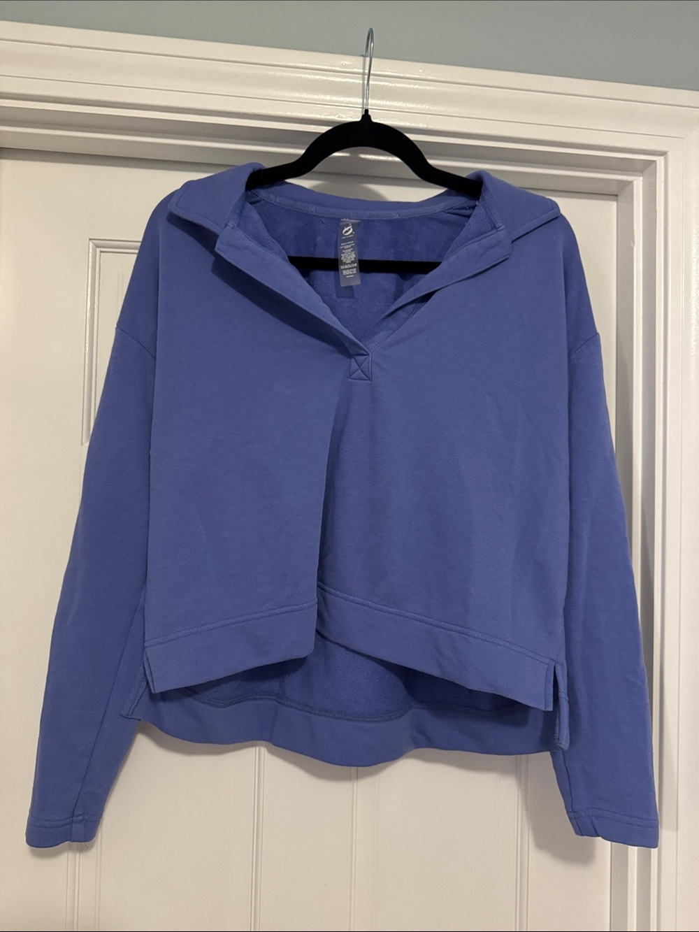 Lou & Grey Relaxed Cropped Pullover in Periwinkle Blue
